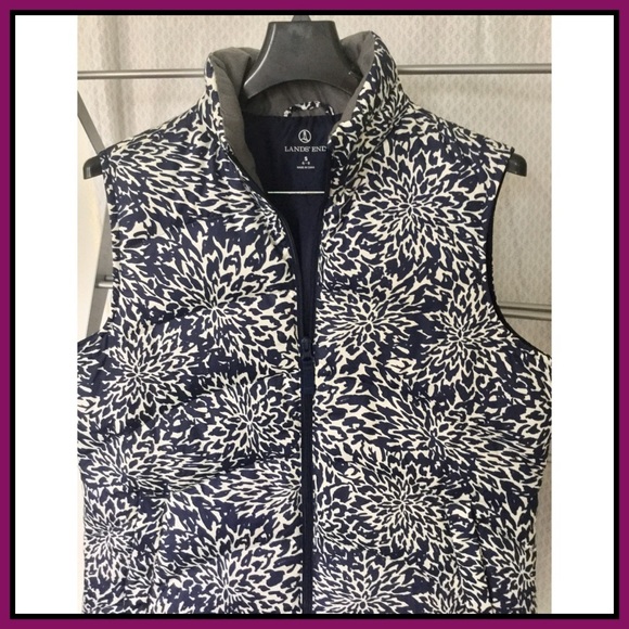 Lands’ End goose down puffer vest floral sz S - Picture 2 of 3